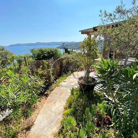 T2 Standing 800M De La Plage De St Clair Le Lavandou Exterior photo